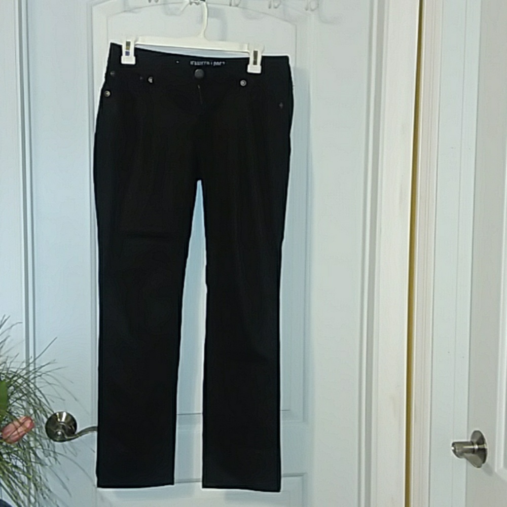 Jennifer Lopez straight legged black pants